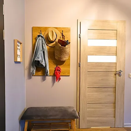 Apartmán Wygodny Przy Uniwersytecie, Parking Lodž